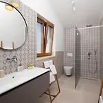 Casa Ginetto Near Pula With 45 M2 And Extra Kids Pool, Wellness Area And Game & Grill Lounge Villa *