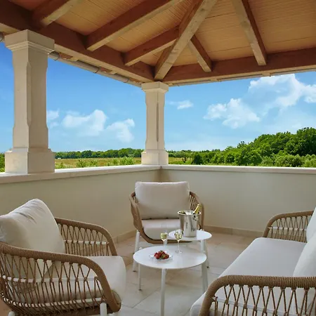 Casa Ginetto For 8 People Near Pula With Infinity 45 M2 And Extra Kids Pool & Large Garden Villa *