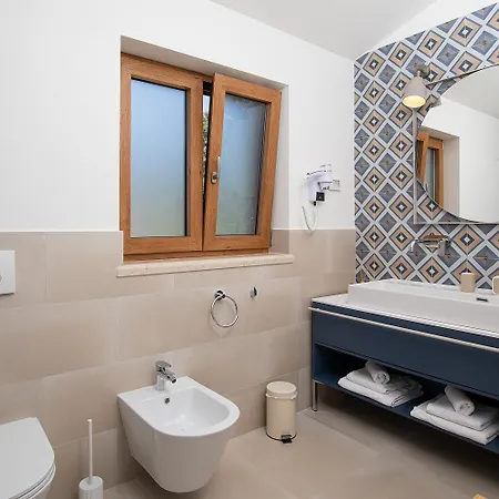 Casa Ginetto Near Pula With 45 M2 And Extra Kids Pool, Wellness Area And Game & Grill Lounge וילה *